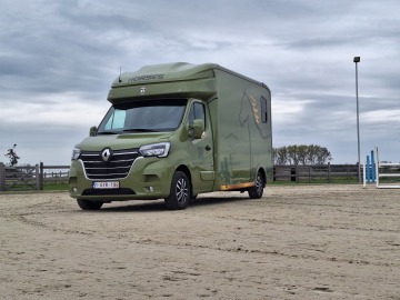 Paardencamionette  zij-voor